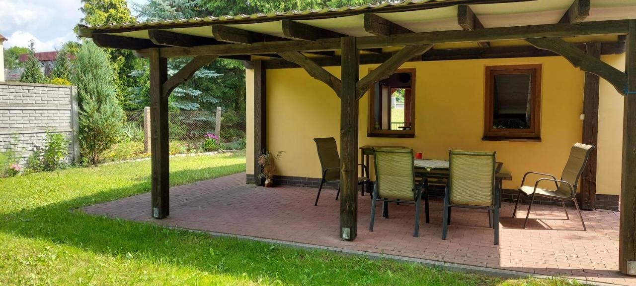 Domek Letniskowy Pod Swierkami Charzykowy Bagian luar foto